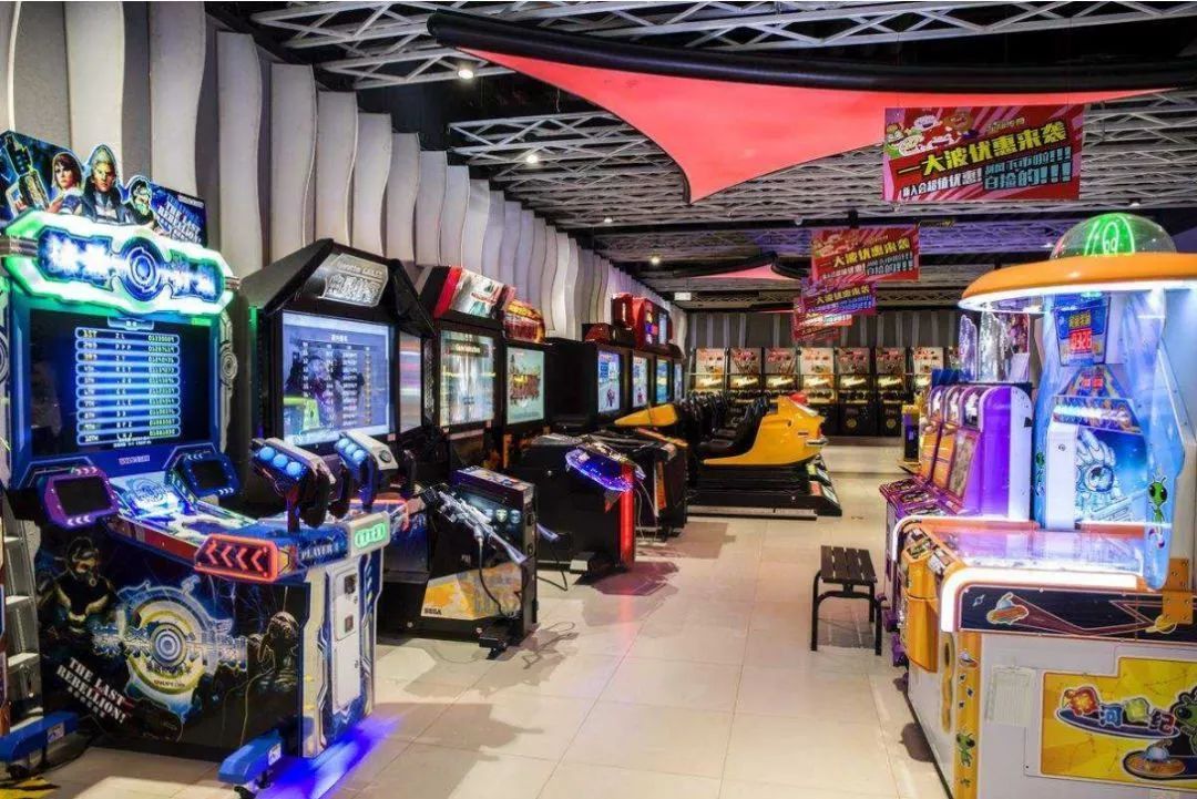 環(huán)游嘉年華 年輕人最愛的電玩城與淘氣堡體驗(yàn)